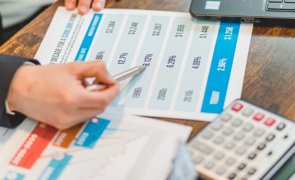 The Role of Design-Driven Marketing Assets in Improving Conversion Rates for Local Companies
